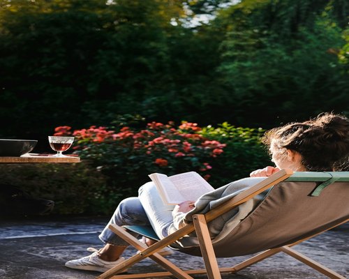 Relaxing moments at a comfortable setup